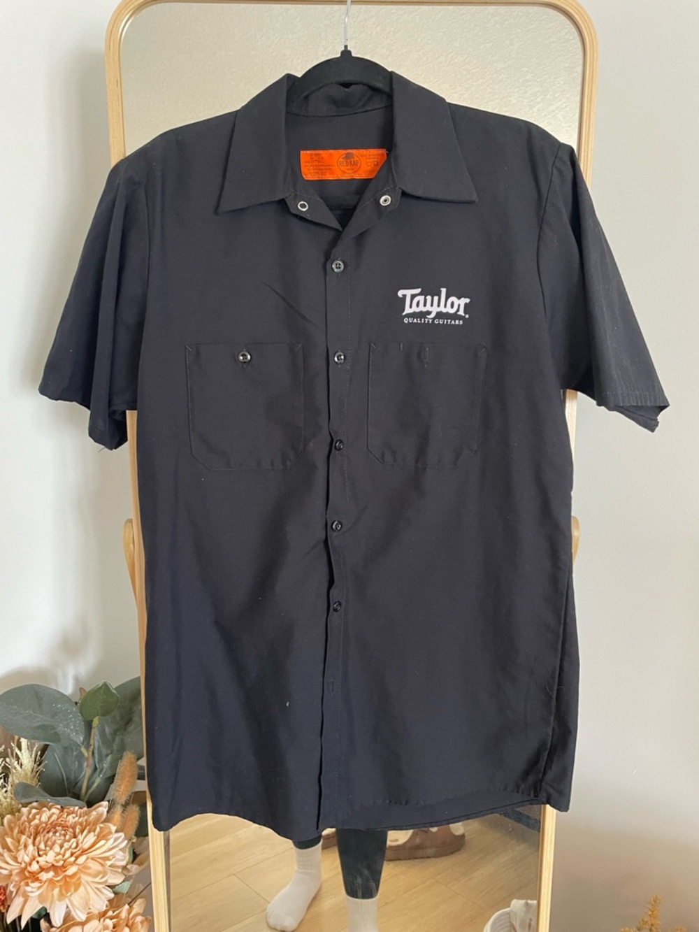 Taylor Guitars Black Short-Sleeve Button-Up Shirt